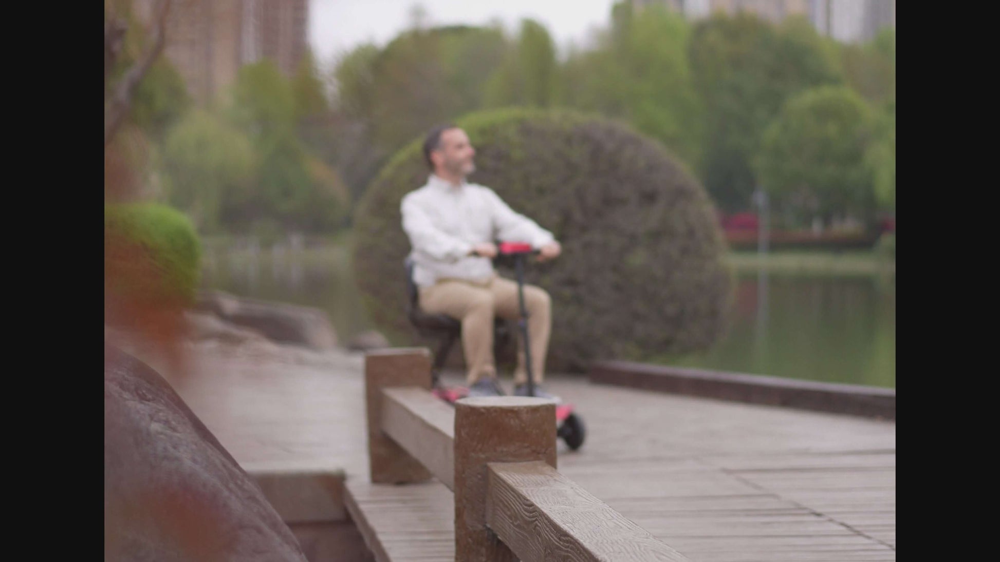 Video showcasing the versatility of the MS211AF mobility scooter